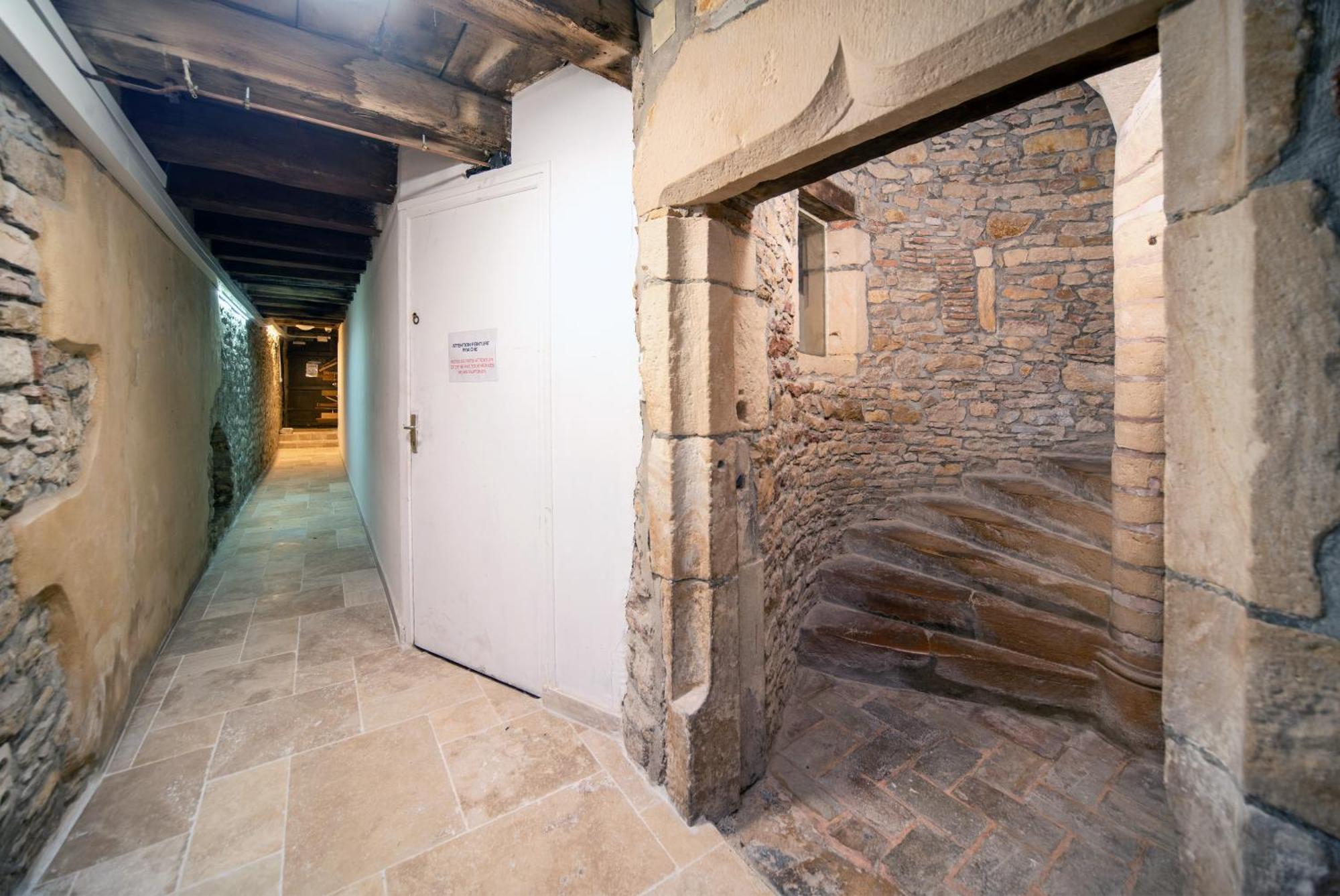 Myappart71 - La Prefecture - Appartement En Coeur De Ville Макон Экстерьер фото